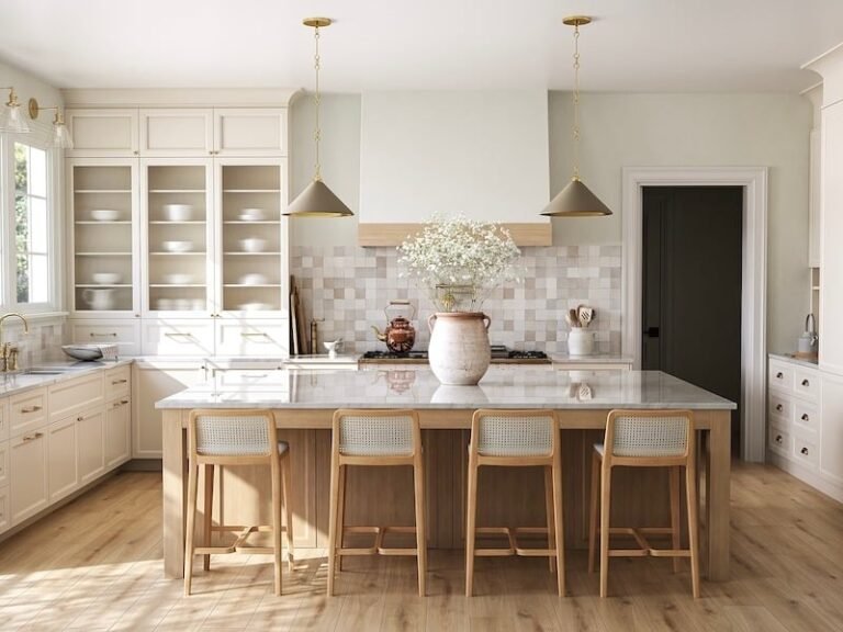 cocina moderna con alacenas organizadas