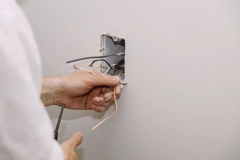 Cómo Hacer Una Instalación Eléctrica Segura En Casa Paso a Paso