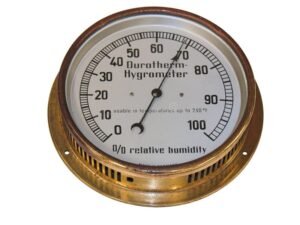 higrometro antiguo midiendo humedad ambiental