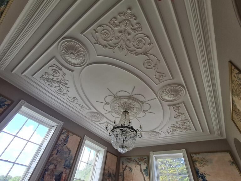 Qué Son Las Molduras En Yeso Y Cómo Se Instalan En Tu Hogar 4 molduras de yeso decorativas en techo hogar